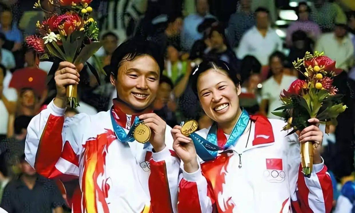 博鱼体育app下载-从奥运冠军到被立案调查，羽协主席张军最终还是没能顶住诱惑！|国羽|体育|运动员|羽毛球|荣誉_新浪新闻